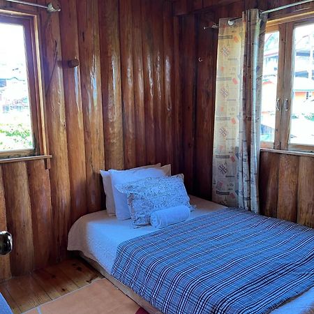 Agape Log Cabin Сагада Экстерьер фото
