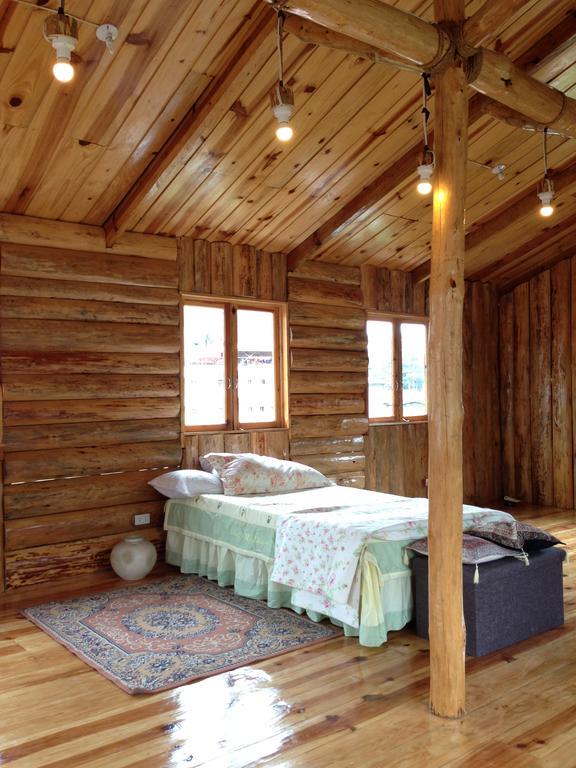 Agape Log Cabin Сагада Экстерьер фото